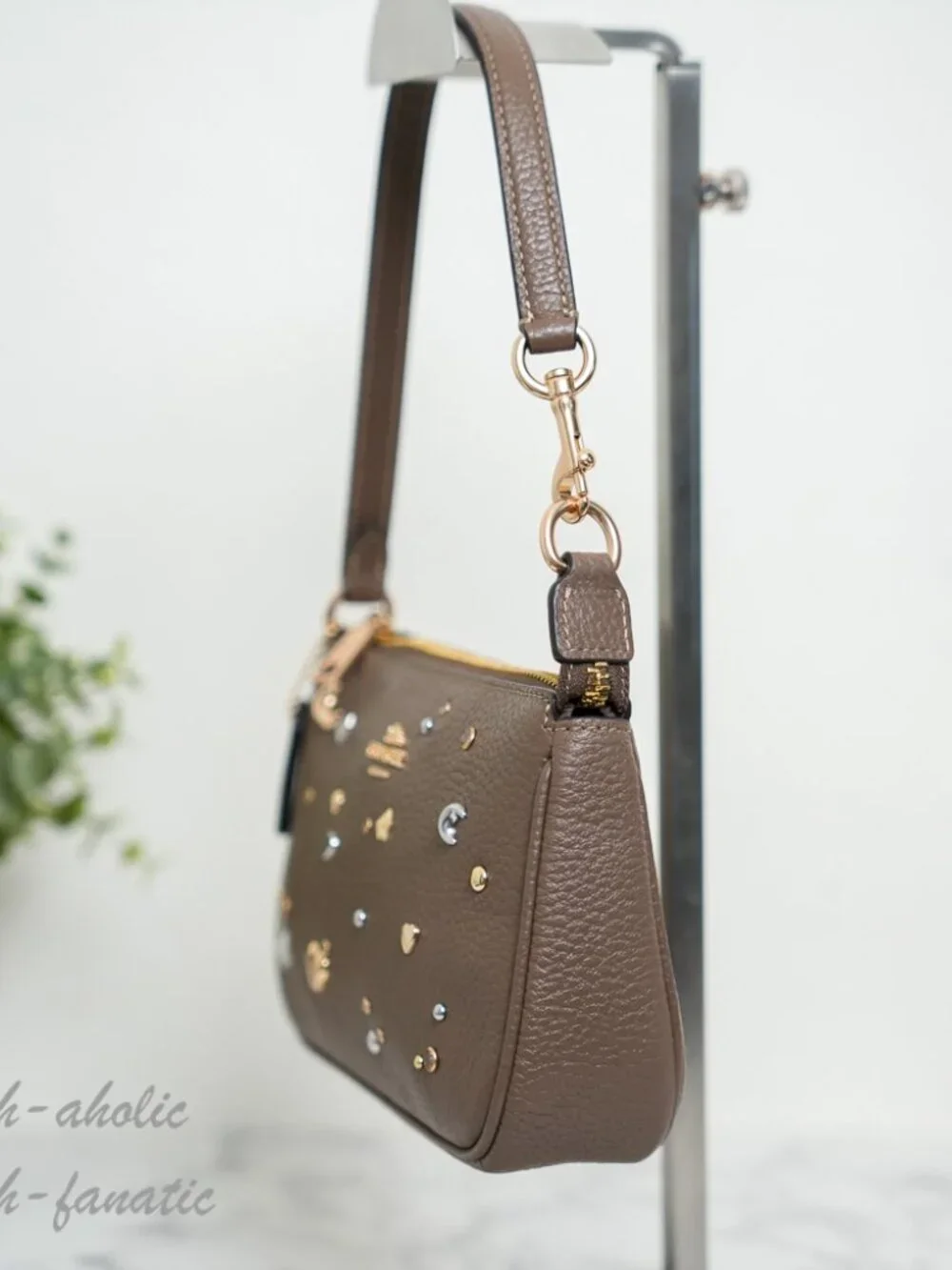 Coach CDC25 Nolita 19 With Rivets Wristlet in Leather/Gold/Dark Stone Multi NWT